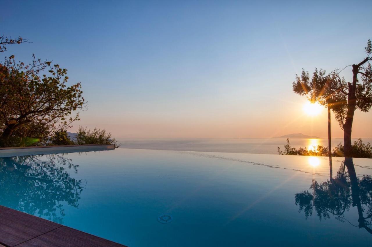 Resort Ferrara Villa Multa Quies Massa Lubrense Buitenkant foto